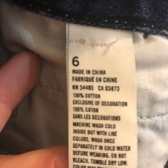 American Eagle denim shorts - lot of 2 - both sz 6 - Picture 4 of 8